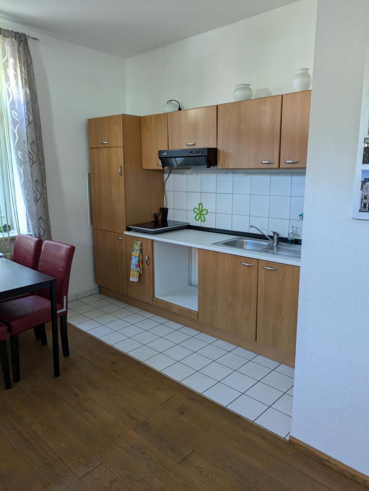 1-zimmer In Der Naehe Vom Petersberg *